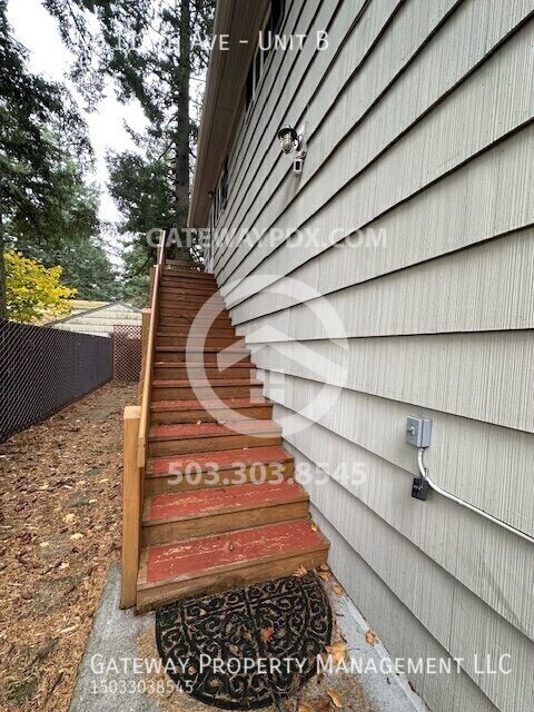 Photo - 941 NE 113th Ave Unit B