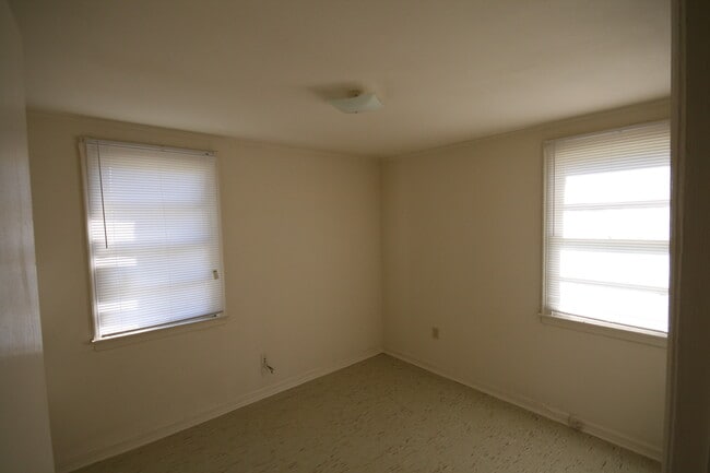 Photo - 2300 Rose Dr Apartamentos Unidad 2300 Rose