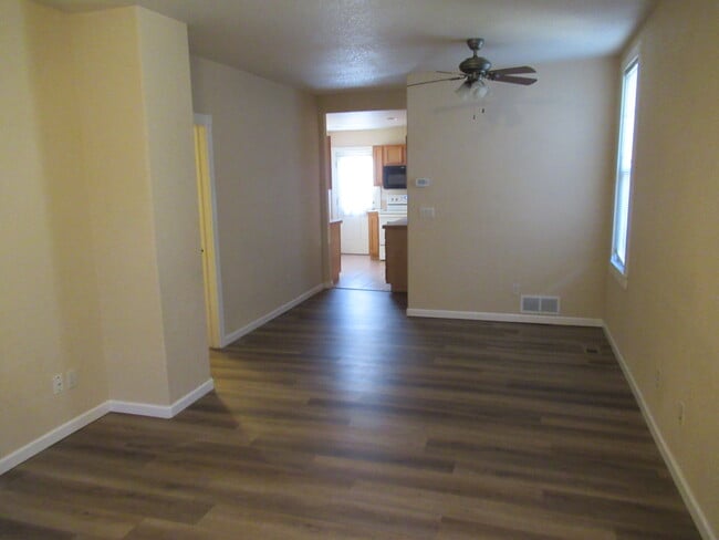 Photo - 615 E St Vrain St