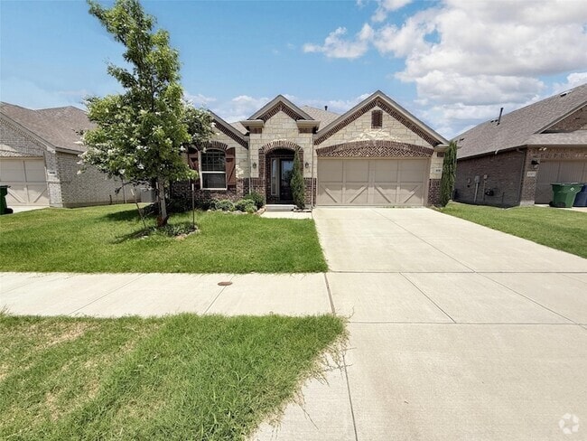 Building Photo - 6111 Gloucester Dr Rental