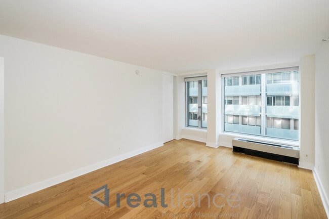 Photo - 1101 3rd St SW Unidad 408