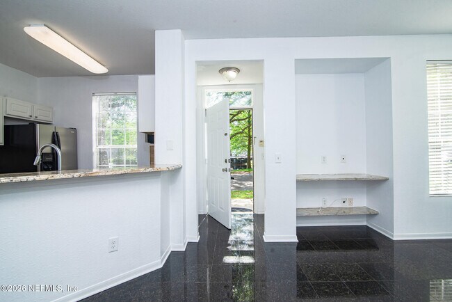13703 Richmond Park Dr N Unit 1603