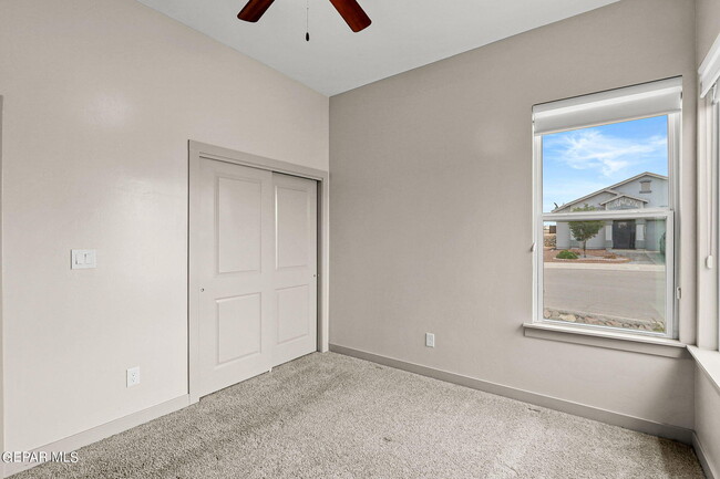 Photo - 12365 Desert Dove Ave