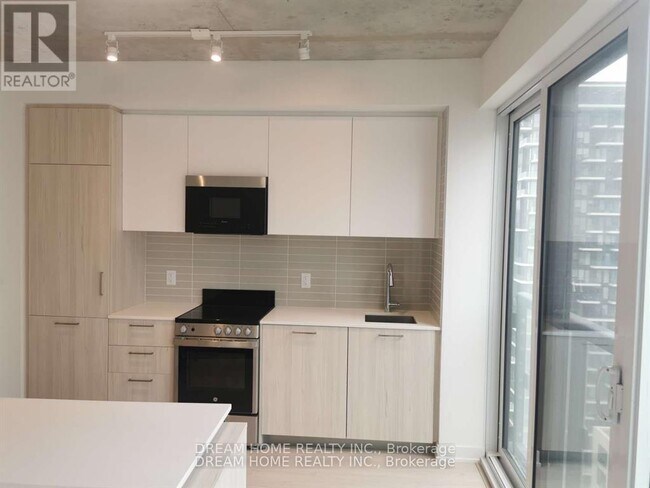 Photo - 65 Mutual St Unité 2205