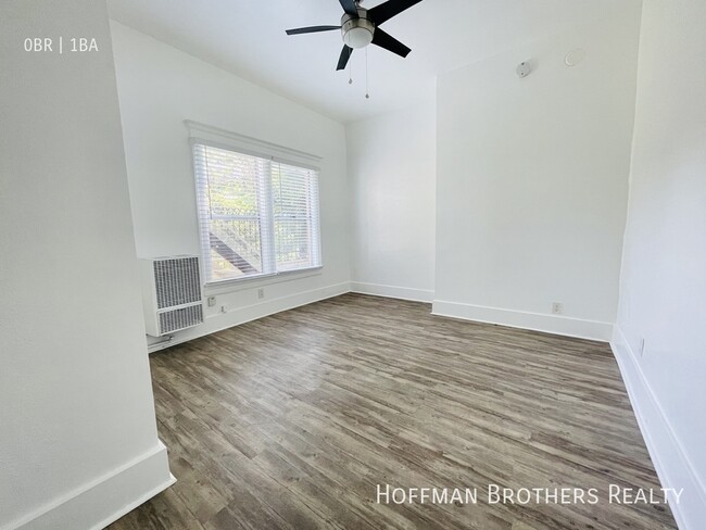 Photo - 939 Valencia St Unidad 104