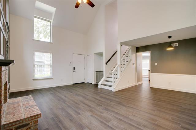 Photo - 319 Stoneledge Dr