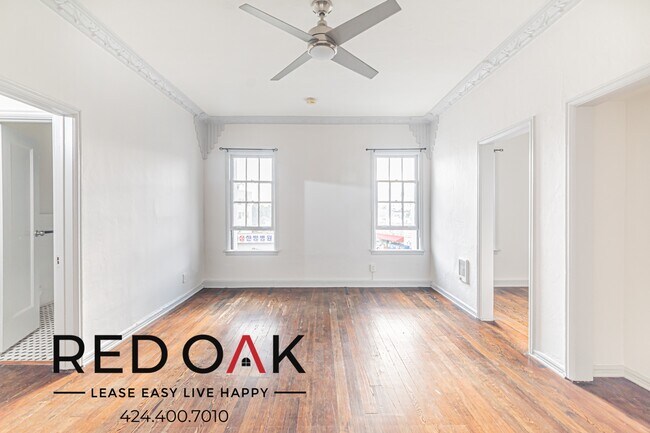 Photo - 808 S Hobart Blvd Apartment Unit 301