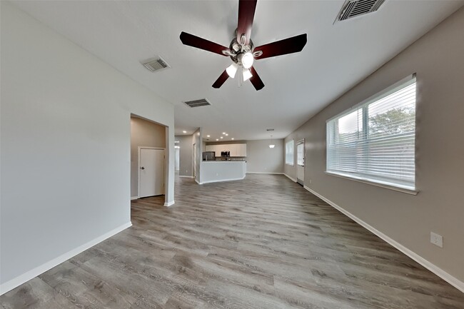 Building Photo - 4106 Mill Ln