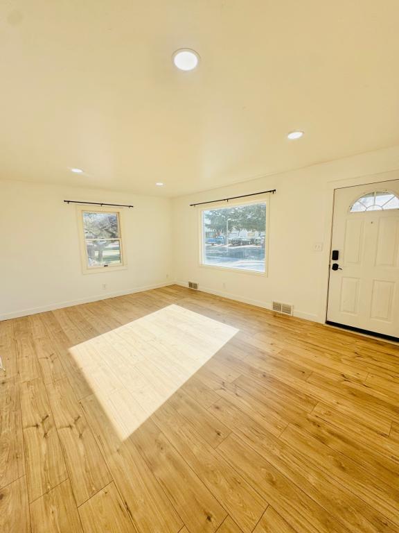 Photo - 410 Holbrook Dr