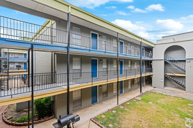Sharpstown Manor