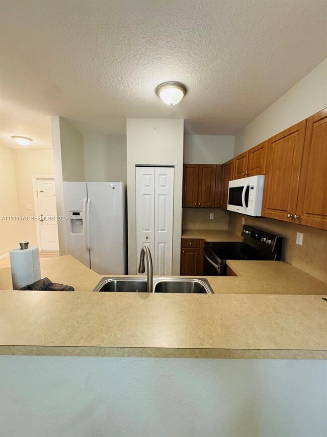 Photo - 5753 Isles Cir