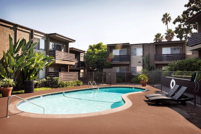 Building Photo - Elan Avante Apartments