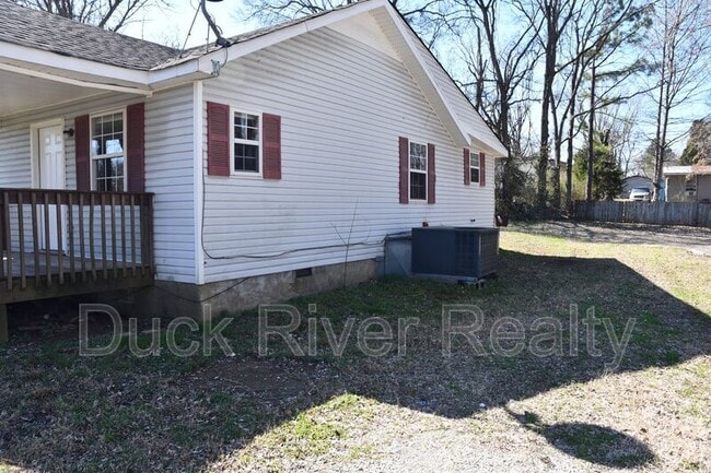 Photo - 504 Mooresville Pike