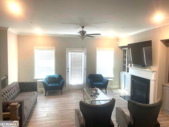 Photo - 1850 Belmore St SE