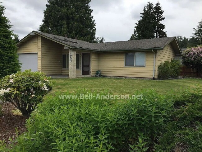 Building Photo - Cozy 2 Bedroom Auburn Home Available for Rent