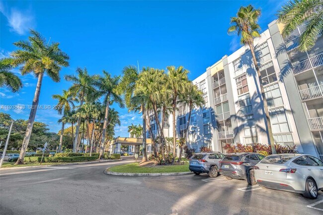 Photo - 9725 NW 52nd St Unit 115