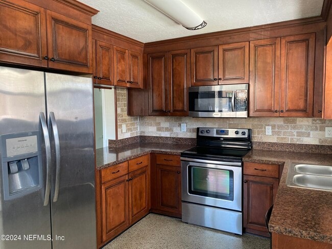 Photo - 104 St Elmo Rd