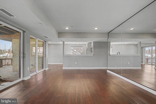 Photo - 768 Fairview Ave Unit 768 B