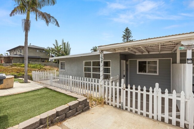 Building Photo - 5195-5197 Carlsbad Blvd Unit 5197 Rental
