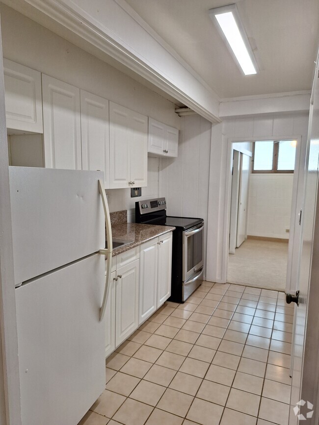 Building Photo - 1700 Makiki St Rental