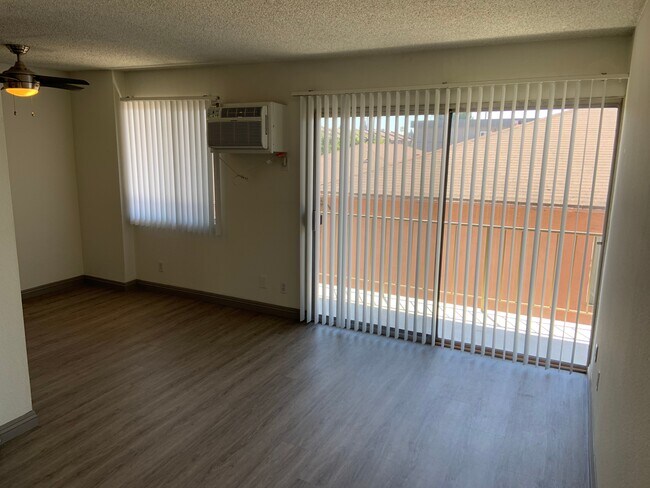 Photo - 3730 S Sepulveda Blvd Unidad 102