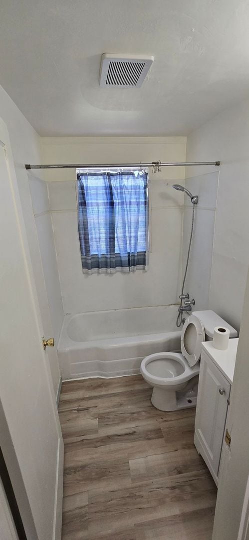 Photo - 610 N 3rd St