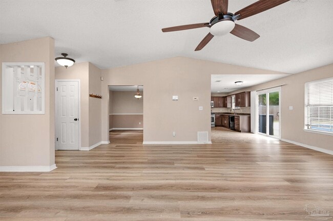 Photo - 5850 Princeton Dr