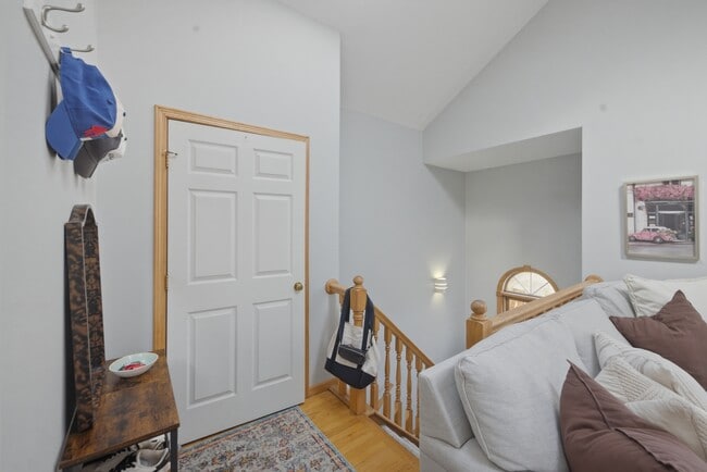 Photo - 844 N Wood St Unidad 3