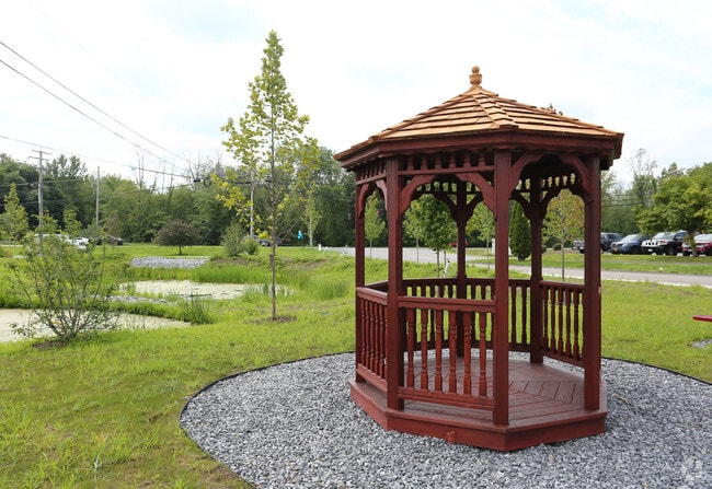 Photo - Marshall Square Apartments