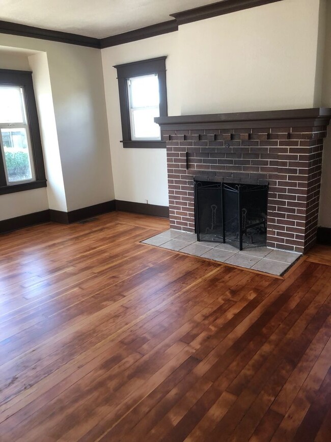 Photo - 1304 Ellis St Apartment Unit #101