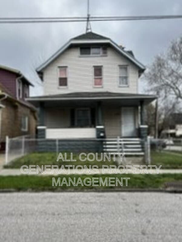Building Photo - 3800 Carlyle Ave