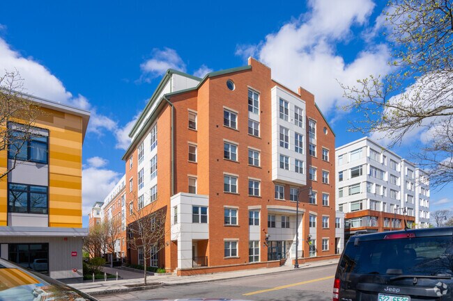 Primary - Carlton Wharf Apartments