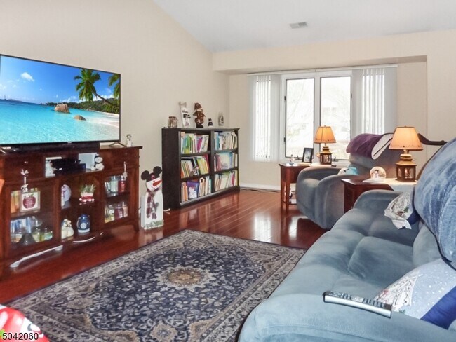 Photo - 54 Westchester Terrace