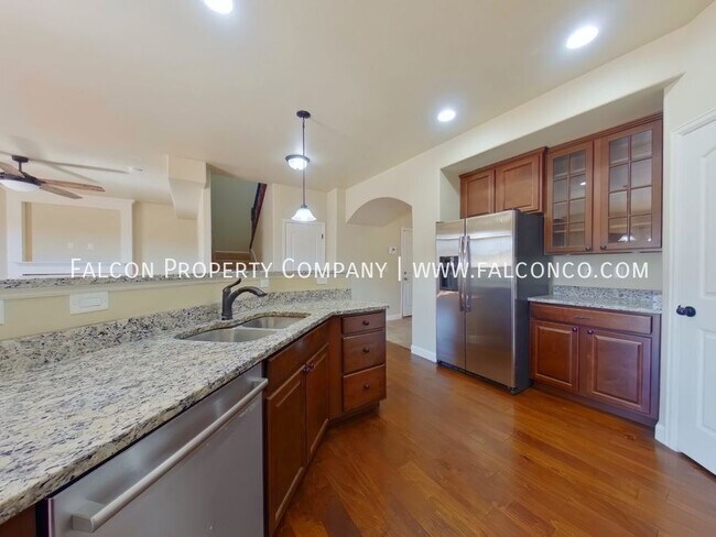 Photo - 7630 Dutch Loop