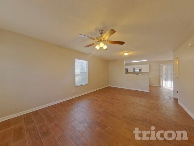 Photo - 2000 Lake Carolina Dr