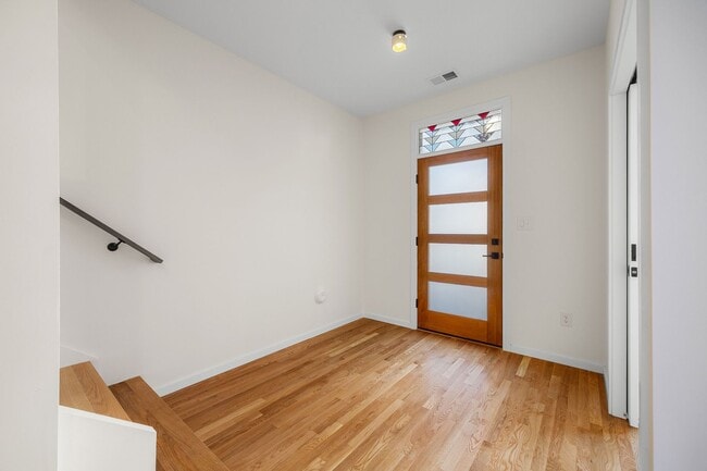 Photo - 223 S Stafford Ave