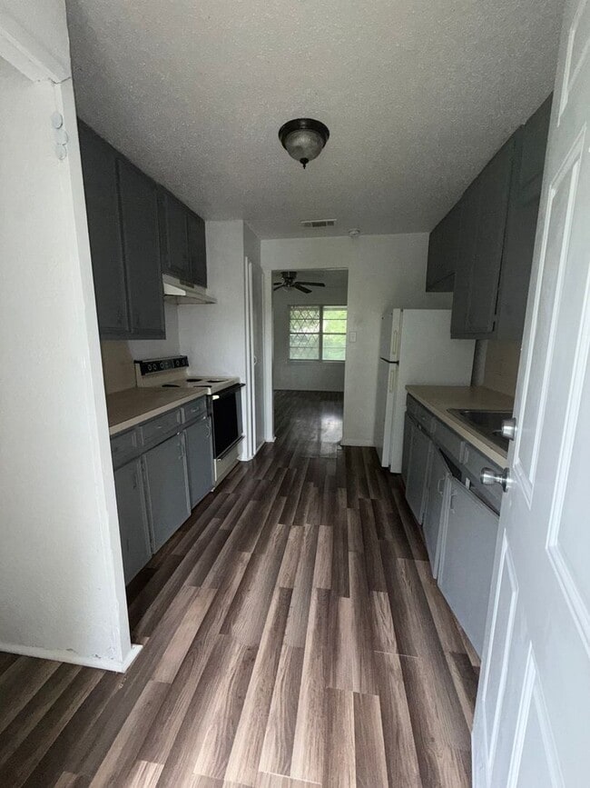 Photo - Cozy 3 bedroom house