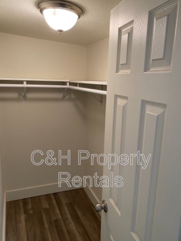 Photo - 711 N 26th St