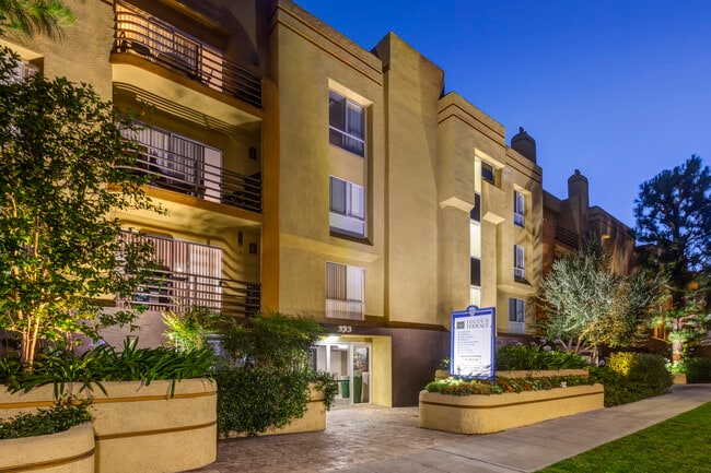 Toluca Terrace Apts.