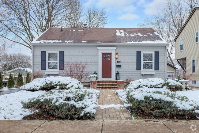 Building Photo - 511 Richards St Rental