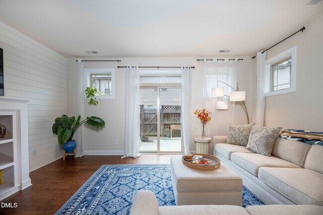 Photo - 2816 Piedmont River Way