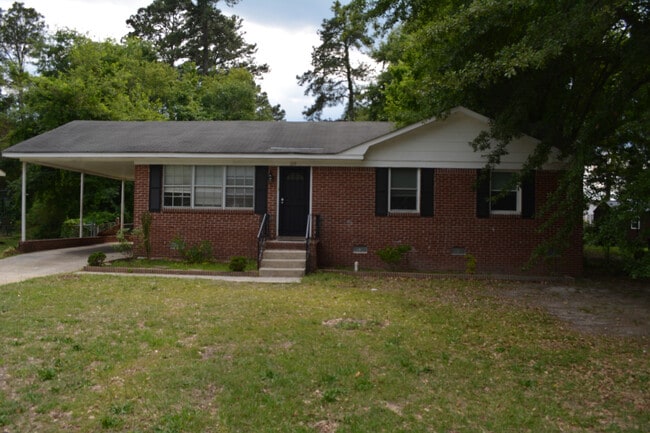Building Photo - 129 Miranda Rd