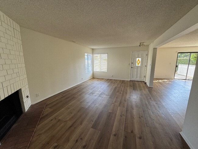 Photo - 1904 Harriman Ln