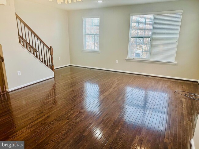 Photo - 1700 Walcott Ln