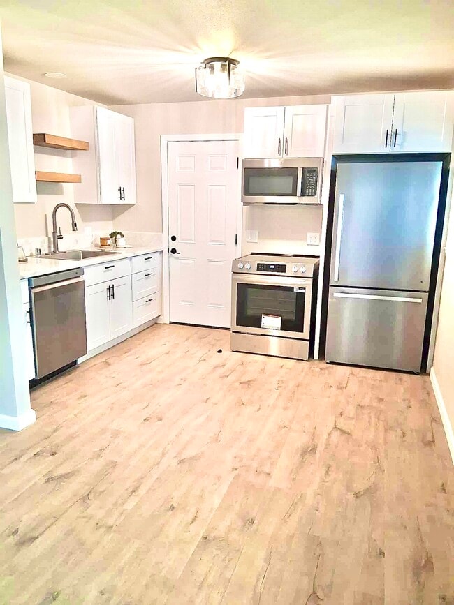 Photo - 1164 Franzel Rd