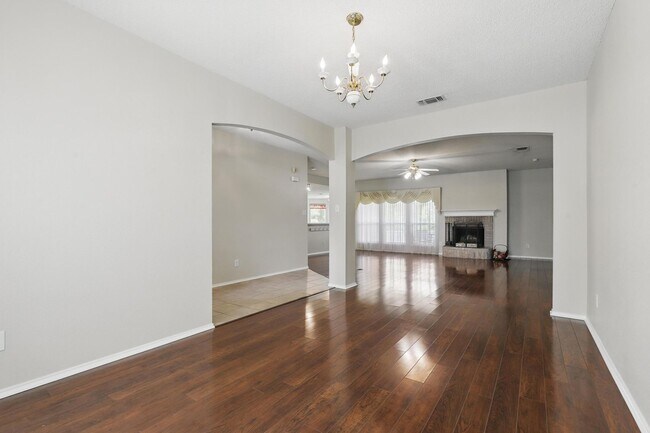 322 Wonder Oak Ct