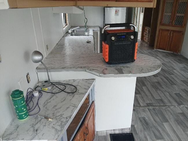 Photo - 1475 N Bridge St