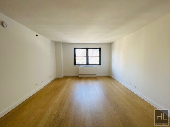 Photo - East 39th Street Unit 25B