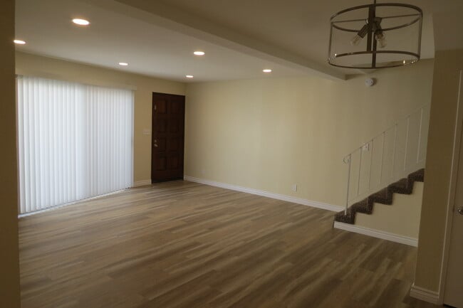 Photo - 357 E Providencia Ave