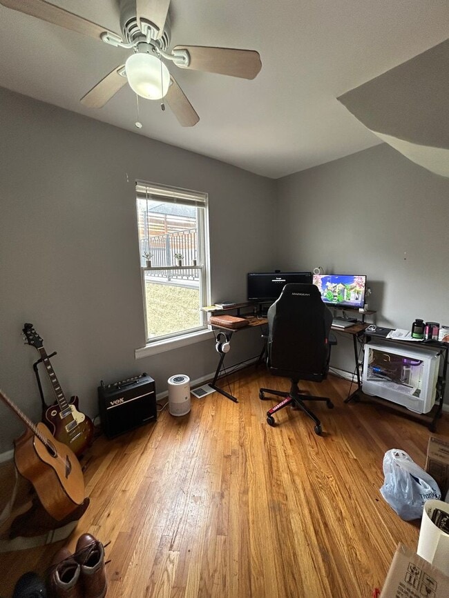 Photo - 1617 N Hudson Ave Unidad #2R